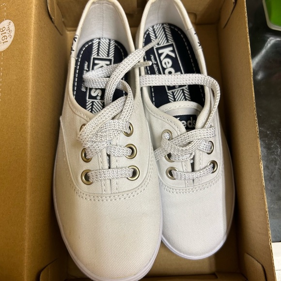 Brand new white Canvas Keds - Picture 1 of 3